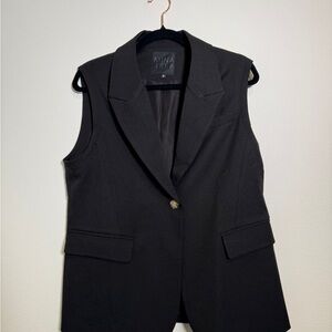 Black Sleeveless Blazer
